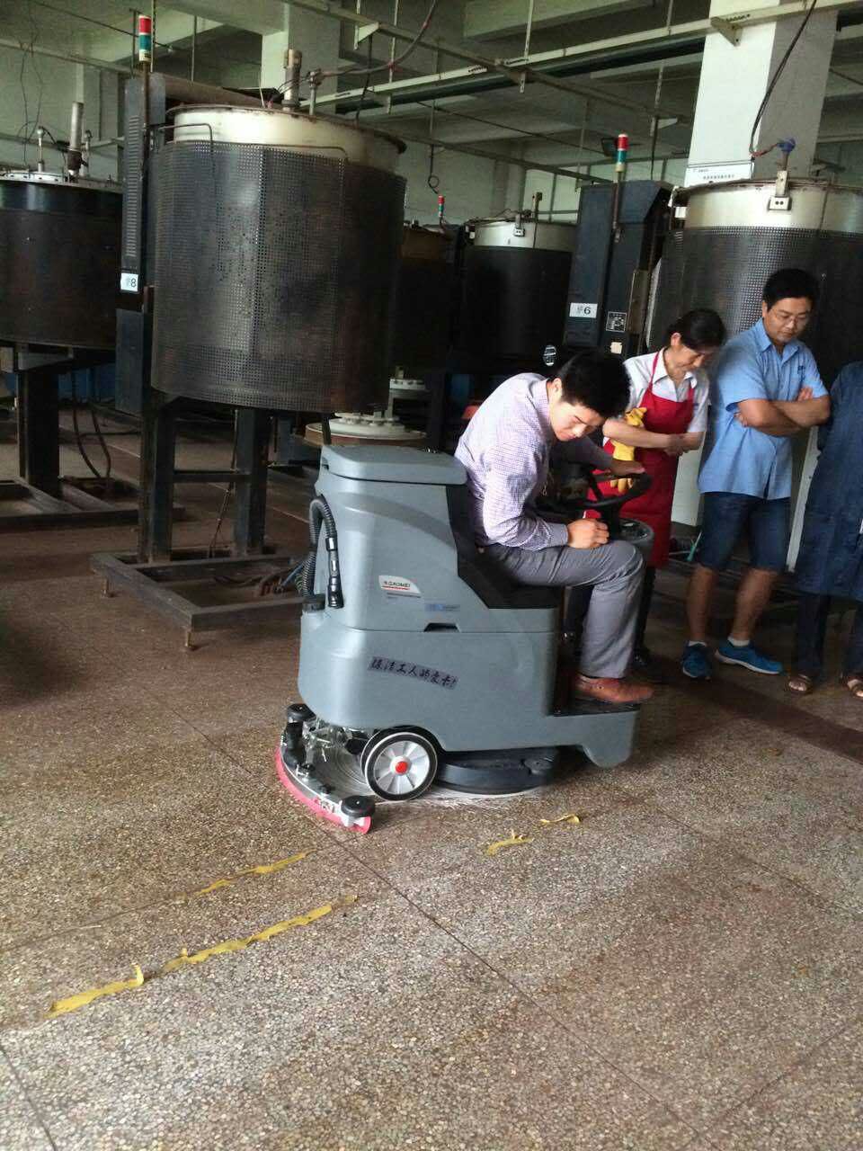 選擇高美的洗地機租賃有什么好處？